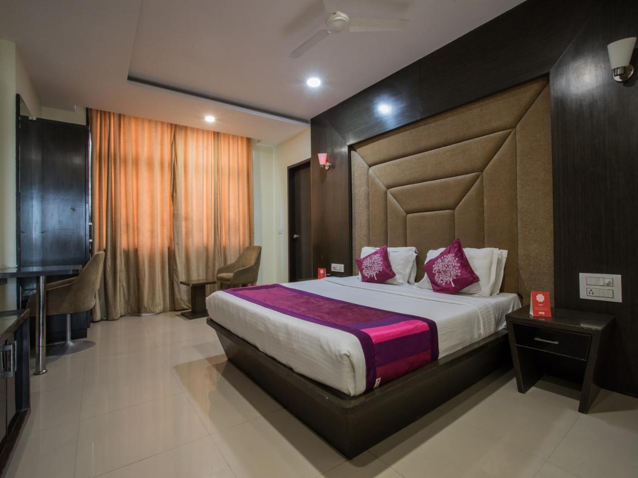 Capital O 1546 The Sensation Hotel Indore Exterior foto